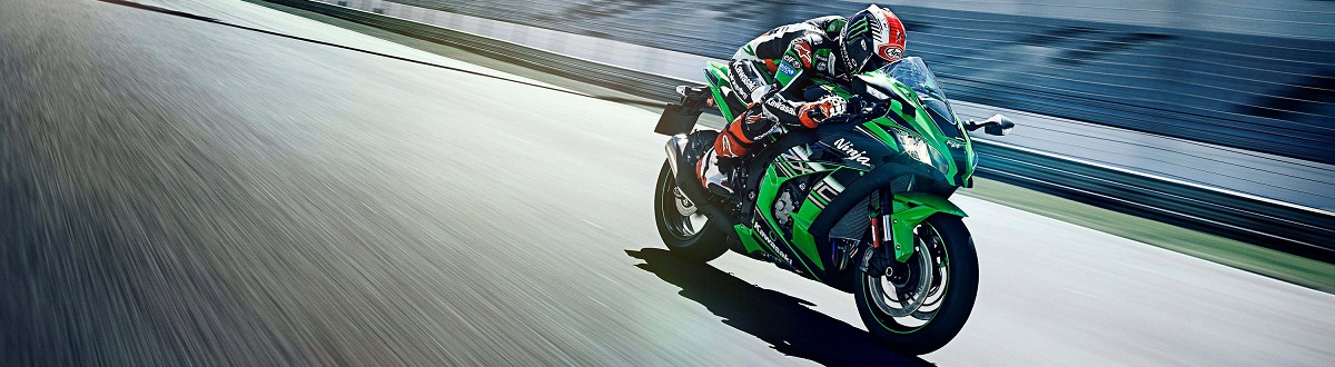 2016 Kawasaki Ninja ZX10R kRT on a race circuit